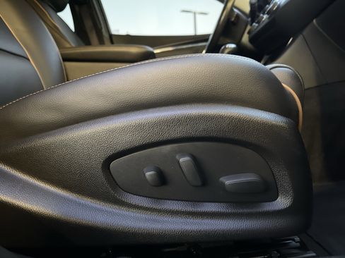 Used 2016 Chevrolet Impala LTZ image 35