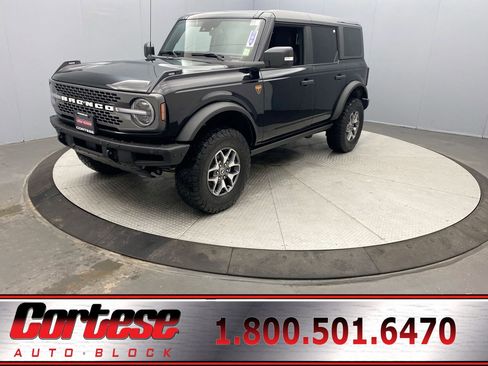 Used 2023 Ford Bronco Badlands AWD/4WD image 1