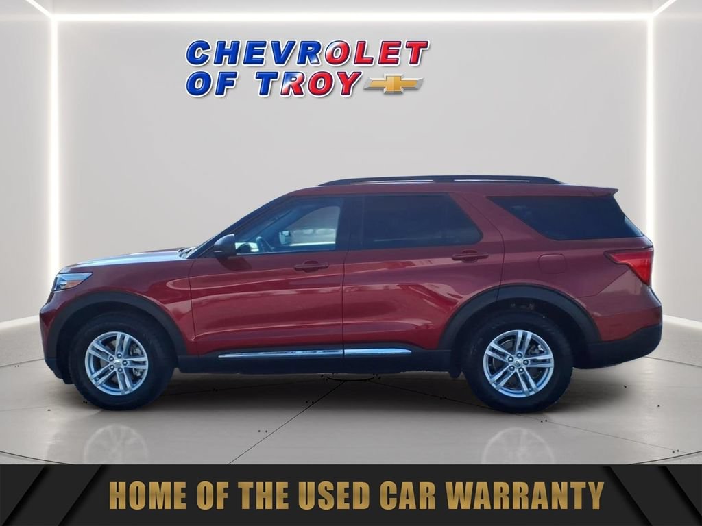 Used 2021 Ford Explorer XLT w/ Class III Trailer Tow Package AWD/4WD image 5