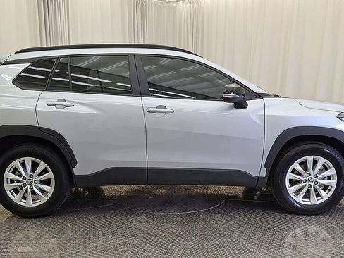 Certified 2026 Toyota Corolla Cross LE w/ Moonroof Package AWD/4WD image 4