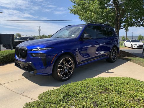 Used 2024 BMW X7 M60i w/ Executive Package AWD/4WD image 5