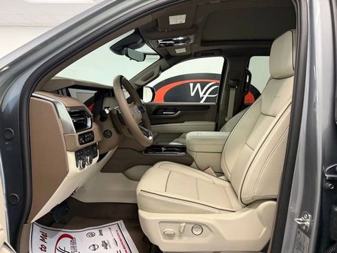 New 2026 GMC Yukon Denali w/ Denali Reserve Package image 11