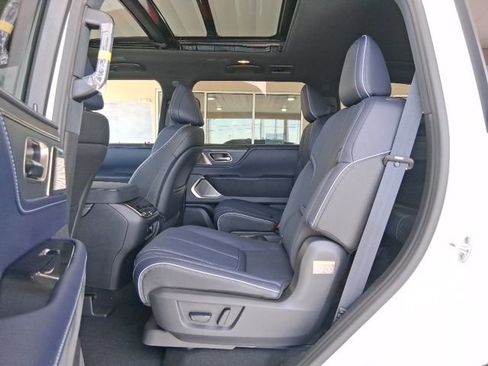 New 2026 INFINITI QX80 4WD w/ Sport Exterior Package image 27
