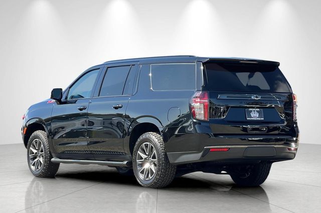 Used 2021 Chevrolet Suburban Z71 w/ Z71 Signature Package AWD/4WD image 6