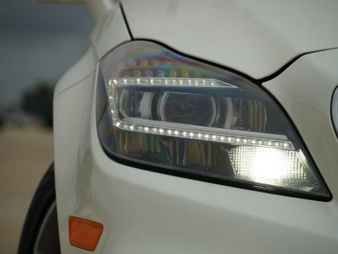 Used 2015 Mercedes-Benz CLS 400 image 2