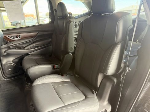 Used 2023 Subaru Ascent Touring AWD/4WD image 15