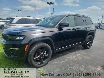 Used 2023 Jeep Grand Cherokee Altitude