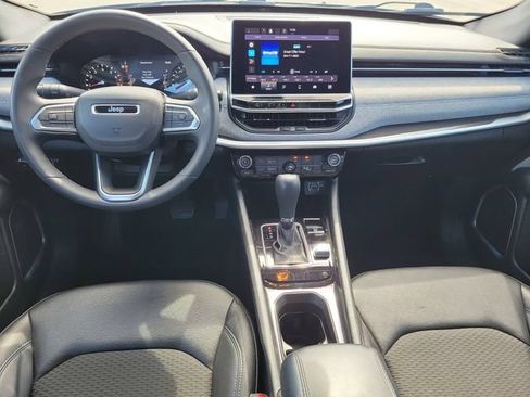 Used 2024 Jeep Compass Latitude AWD/4WD image 20