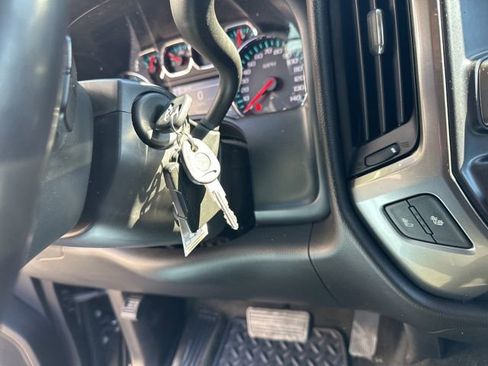 Used 2018 Chevrolet Silverado 1500 LT w/ All Star Edition AWD/4WD image 21