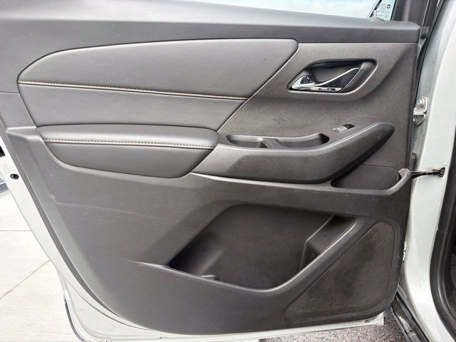 Used 2019 Chevrolet Traverse LS w/ LPO, Floor Liner Package FWD image 15