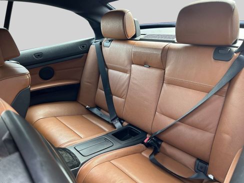 Used 2013 BMW 328i Convertible image 18