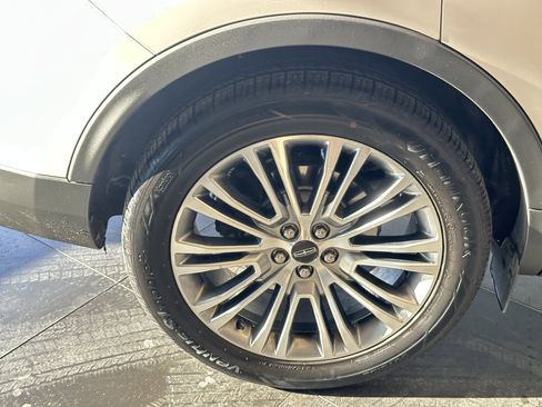 Used 2016 Lincoln MKX Reserve image 18