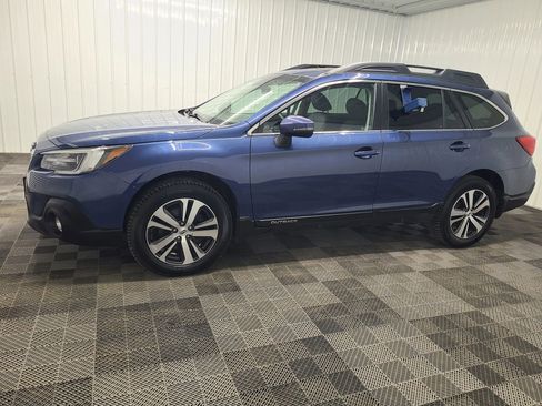Used 2019 Subaru Outback 2.5i Limited AWD/4WD image 8