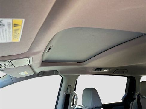 Used 2024 Honda Odyssey EX-L image 21