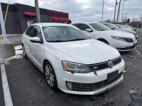 Used 2012 Volkswagen Jetta GLI Autobahn image 6