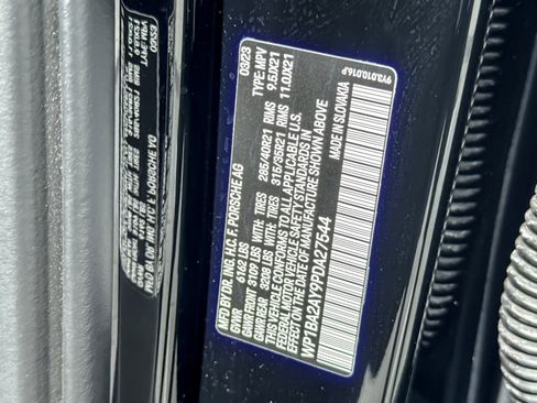 Certified 2023 Porsche Cayenne Coupe image 29