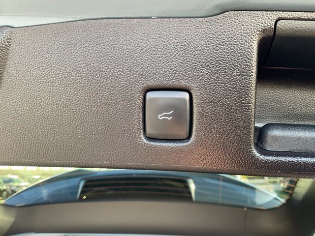 Used 2025 Ford Escape ST-Line Select AWD/4WD image 10
