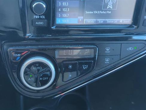 Used 2018 Toyota Prius C Two image 14