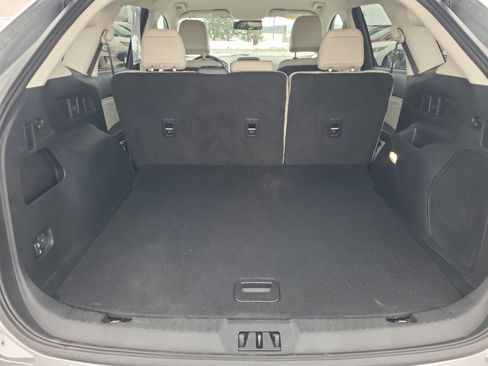 Used 2024 Ford Edge Titanium image 10