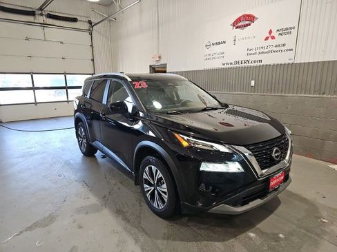 Certified 2023 Nissan Rogue SV w/ SV Premium B Package AWD/4WD image 1