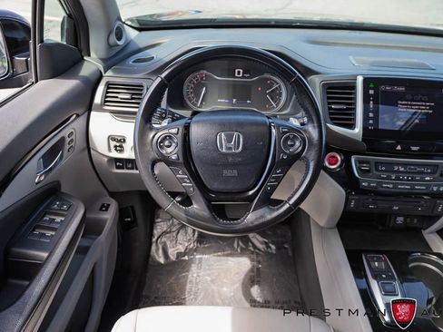 Used 2016 Honda Pilot Touring image 2
