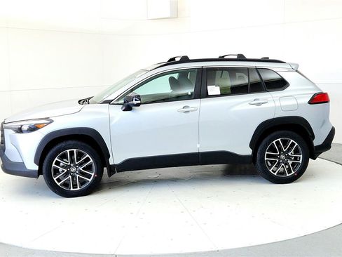 New 2026 Toyota Corolla Cross XLE AWD/4WD image 3