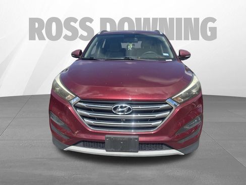 Used 2017 Hyundai Tucson Sport FWD image 2