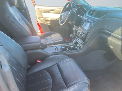 Used 2017 Chevrolet Traverse Premier image 17