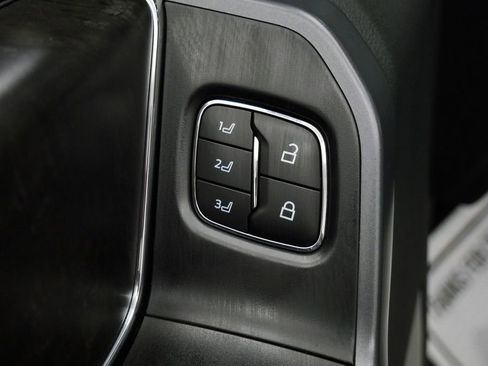 Used 2021 Ford F150 Lariat w/ Equipment Group 502A High AWD/4WD image 14