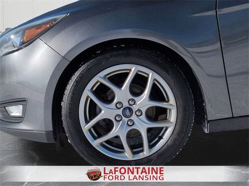 Used 2015 Ford Focus SE w/ Equipment Group 201A image 31