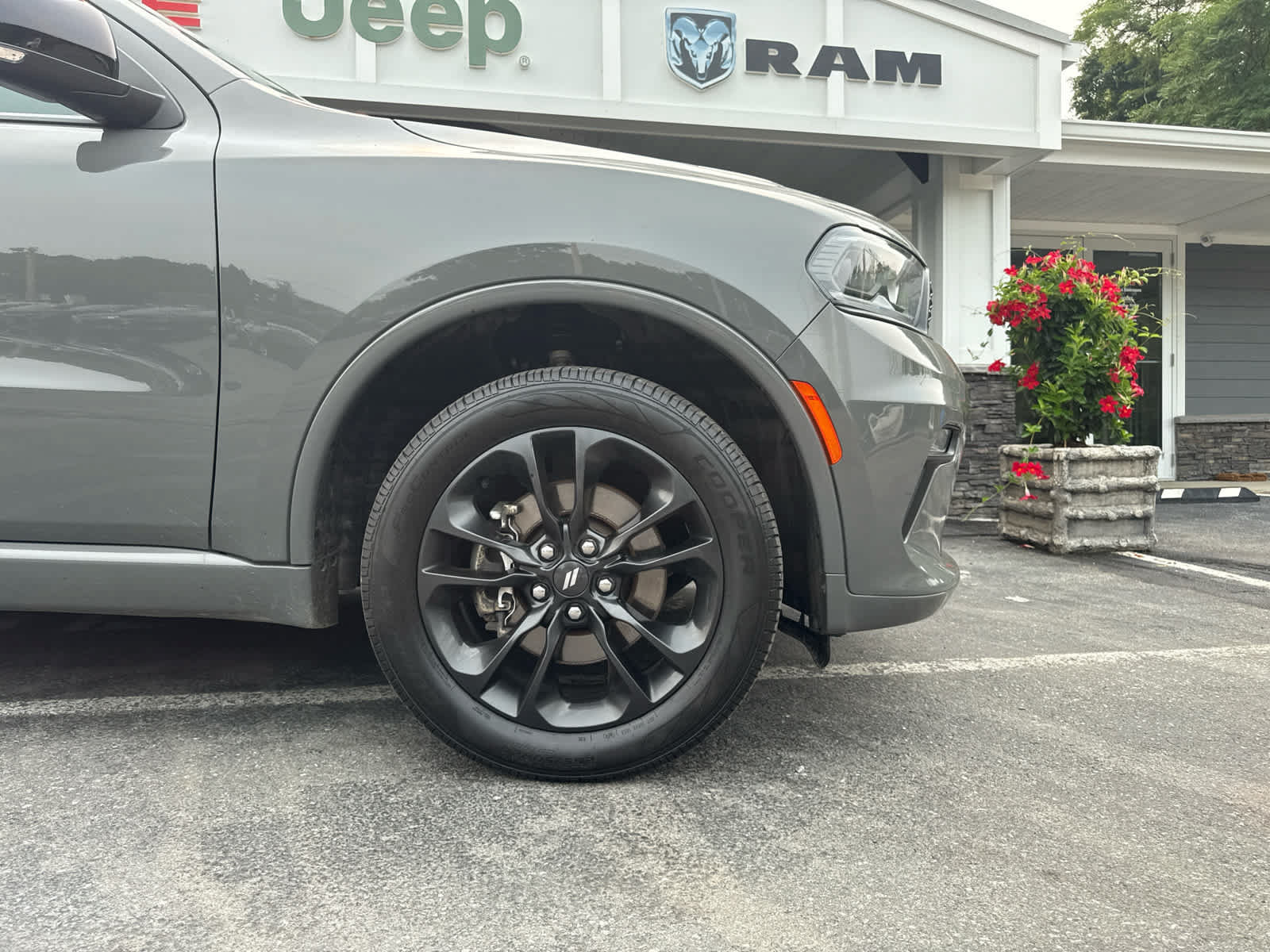 Used 2022 Dodge Durango GT AWD/4WD image 11