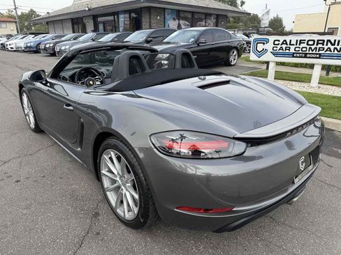 Used 2019 Porsche 718 Boxster image 5