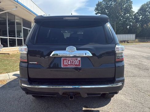Used 2024 Toyota 4Runner Limited AWD/4WD image 6