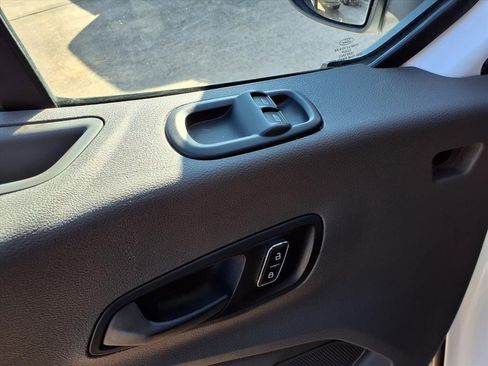 Used 2023 Ford Transit 350 XLT image 24