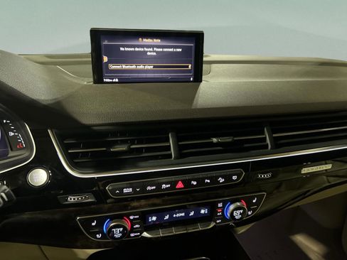 Used 2019 Audi Q7 3.0T Premium Plus w/ Premium Plus Package image 32