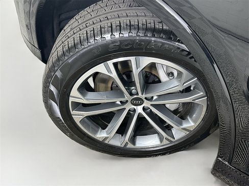 New 2026 Audi Q7 2.0T Premium image 24