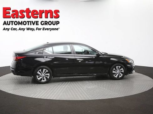Used 2020 Nissan Altima 2.5 S AWD/4WD image 44