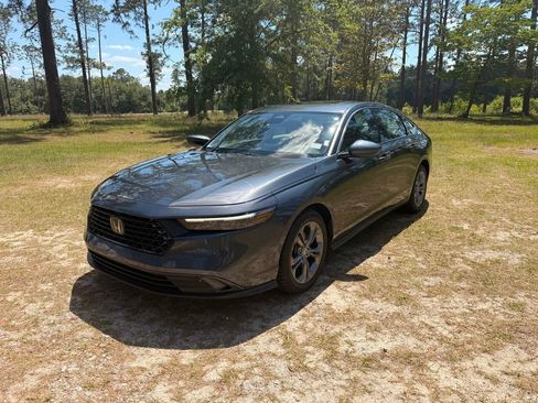 Used 2024 Honda Accord EX image 1