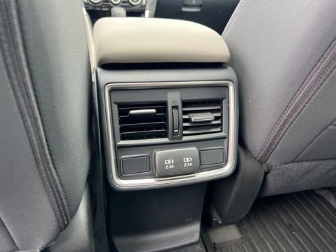 Used 2020 Subaru Forester Premium AWD/4WD image 20
