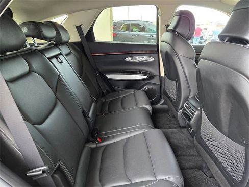 Used 2026 Genesis GV70 2.5T image 24