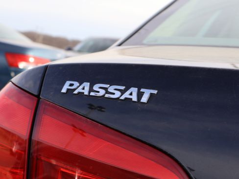 Used 2012 Volkswagen Passat 2.5 SE image 17