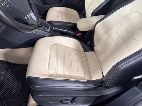 Used 2013 Volkswagen Jetta SEL image 13