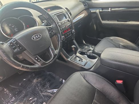 Used 2013 Kia Sorento EX w/ EX V6 Premium Pkg AWD/4WD image 9