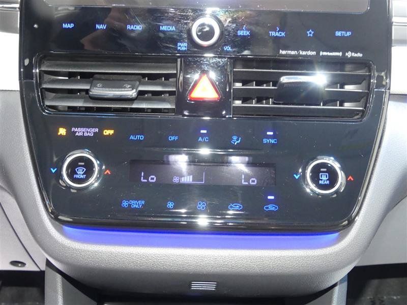 Used 2020 Hyundai Ioniq Limited FWD image 39