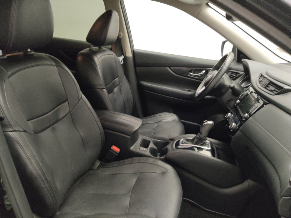 Used 2018 Nissan Rogue SL FWD image 21