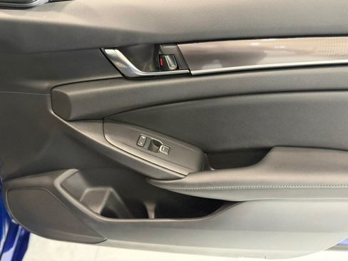 Used 2021 Honda Accord Sport image 16