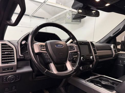Used 2019 Ford F350 Platinum image 4