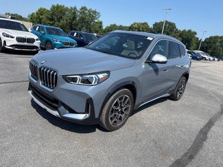Used 2023 BMW X1 xDrive28i w/ Convenience Package AWD/4WD video 3