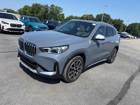 Used 2023 BMW X1 xDrive28i w/ Convenience Package AWD/4WD image 3