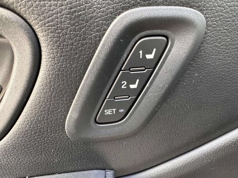 Used 2023 Honda Pilot EX-L image 10
